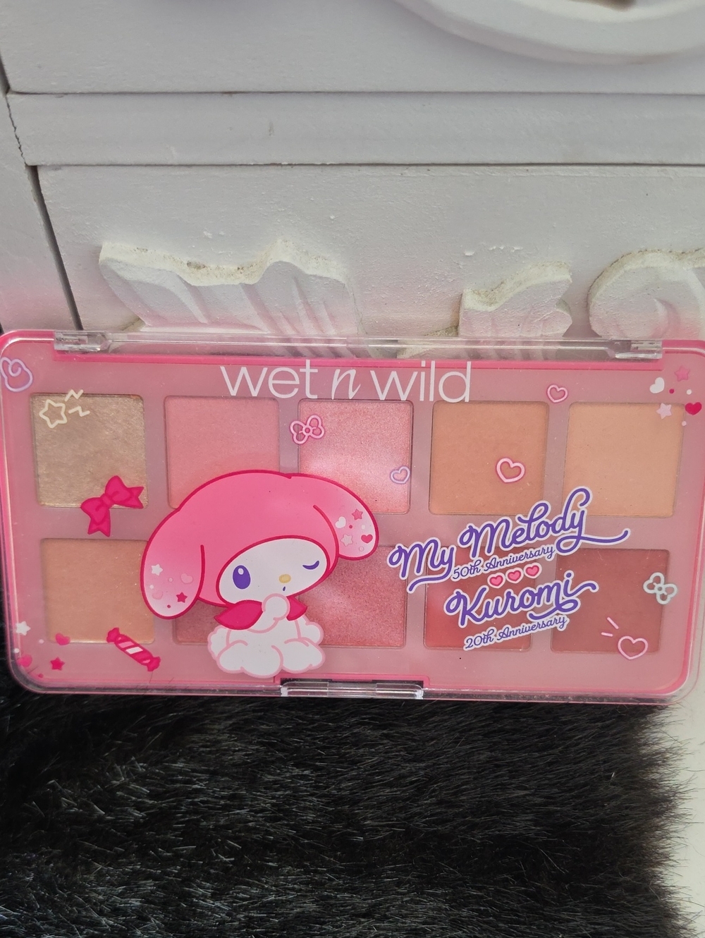 wet n wild Pink Eyeshadow Palette My Melody & Kuromi Design